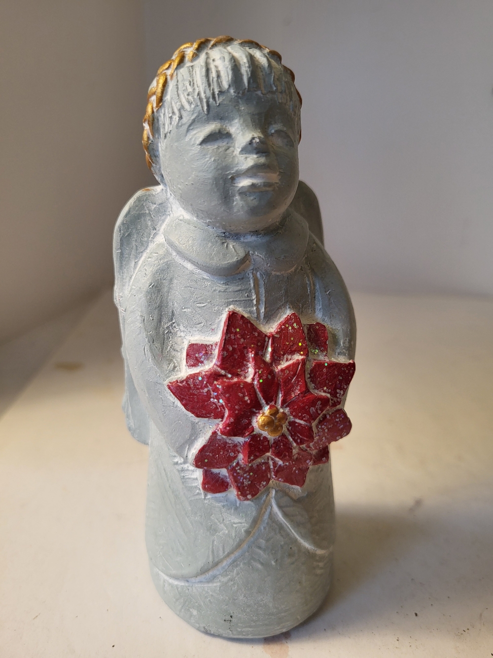 2002 Signed Isabel Bloom Poinsettia Angel Concrete USA